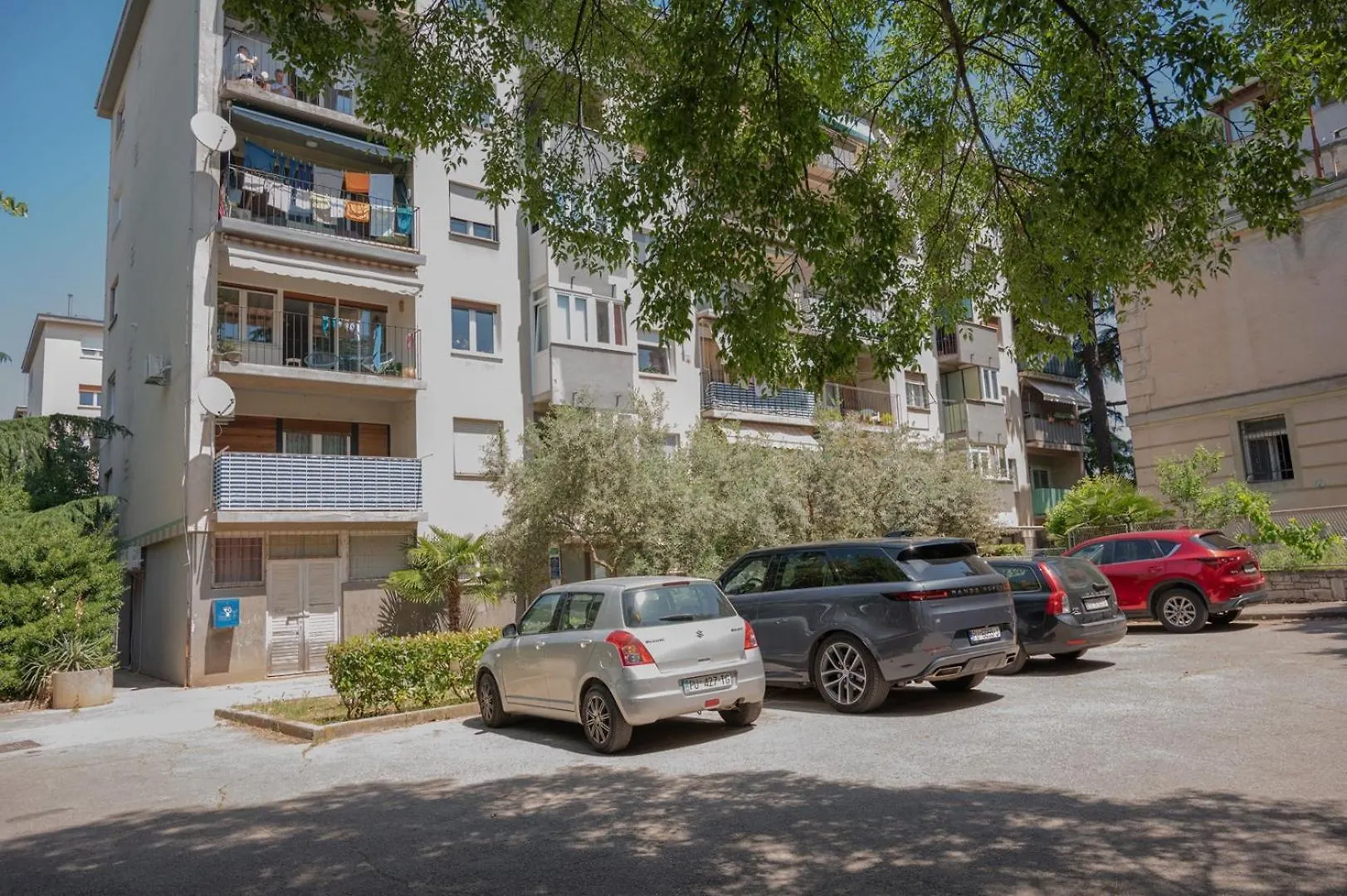 Stylish Pula Apartment 10Min To The Beach Kroatië