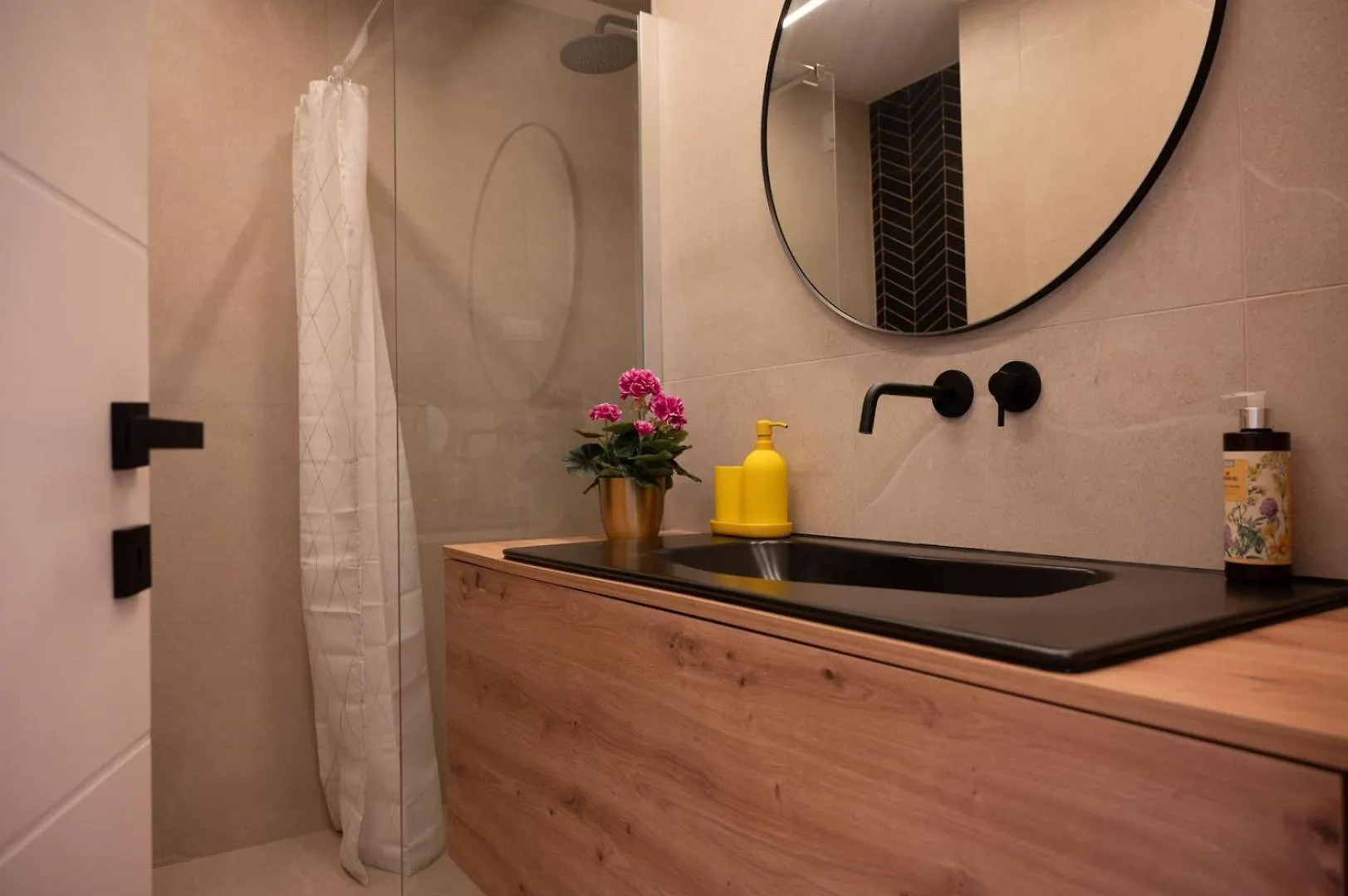 Stylish Pula Apartment 10Min To The Beach